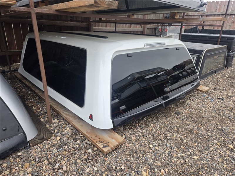 20250331-102303 Ford 2023+ 6.5' Bed LEER 100XQ - Image 1